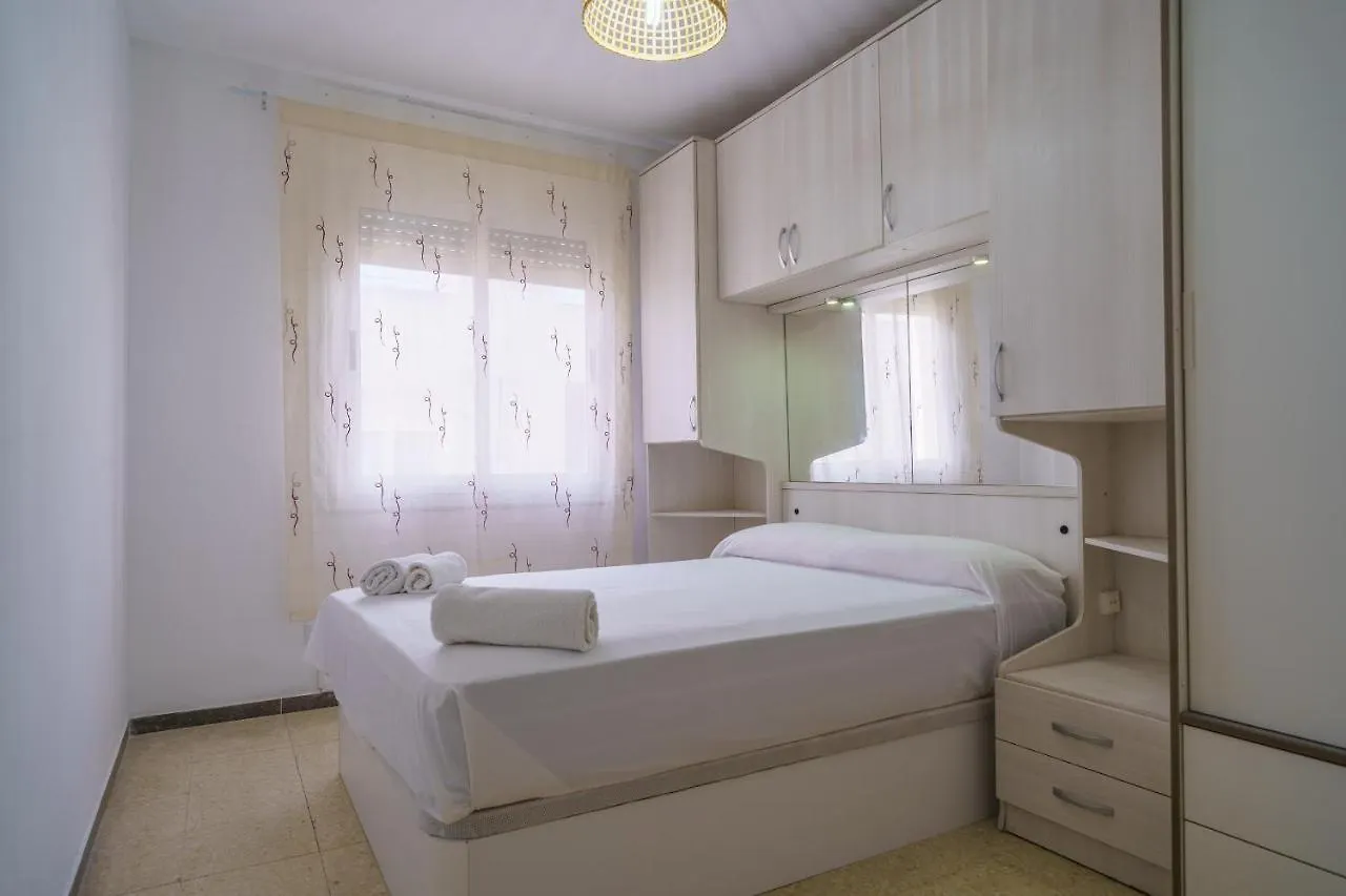 Homeholidaysrentals Elimar - Costa Barcelona Pineda de Mar Spain
